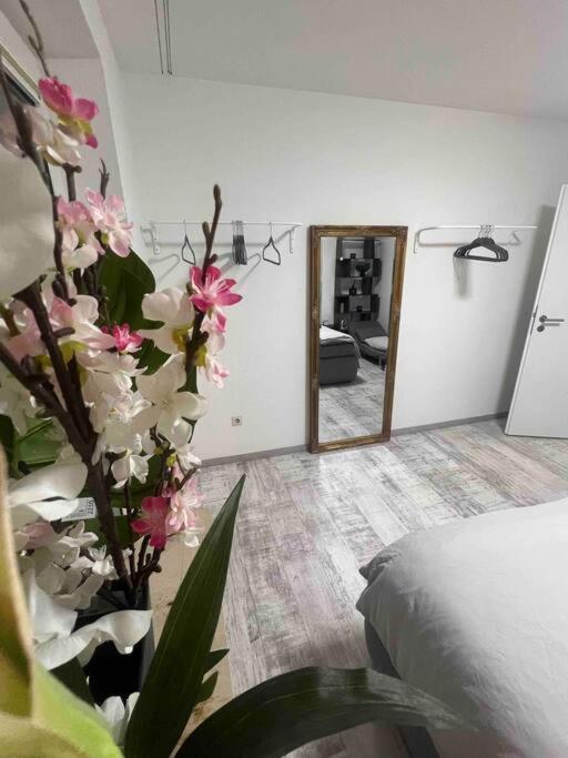 Modernes Apartment Mit 75Qm Mit Balkon & Aussicht Aquisgrano Exterior foto